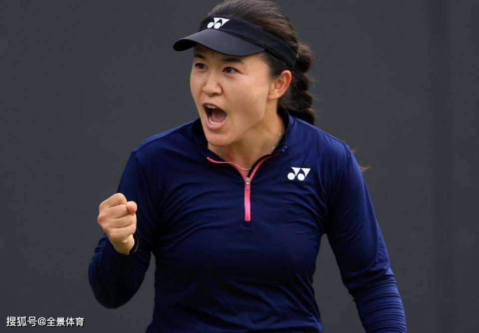 被迫绑到刑具上高潮不停动漫