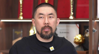 日韩激情在线视频